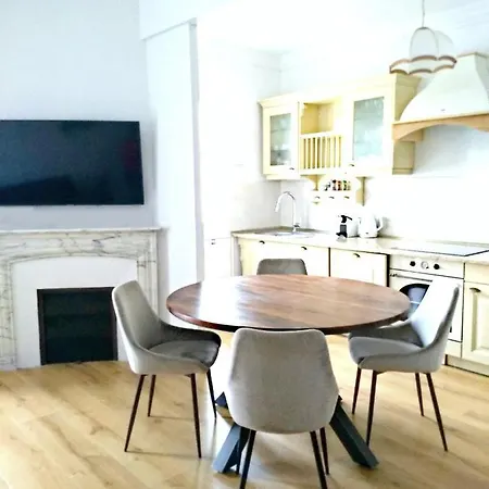 Apartament Chic And So... Nice! *